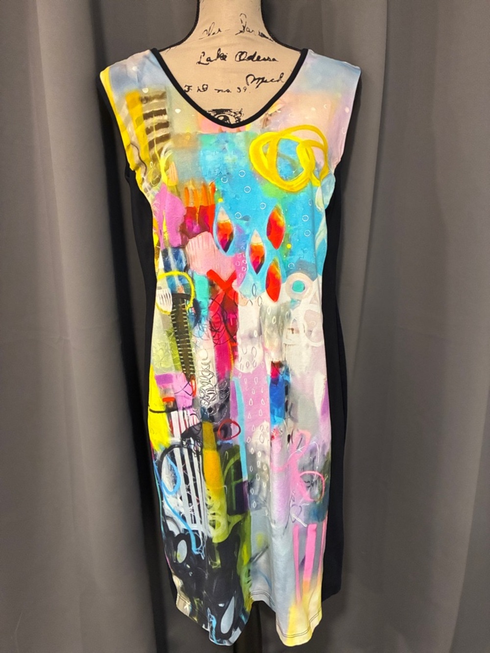 Multicolor Abstract Print Sleeveless Dress